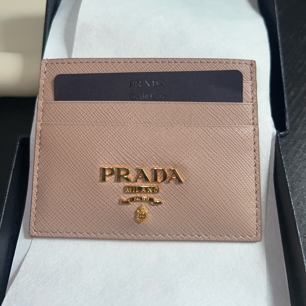 Prada leather card holder - pink. Never used, received as a gift. Comes in box